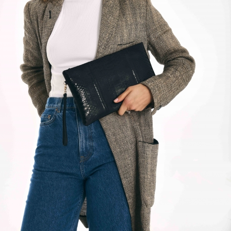 Python Clutch Lou Black
