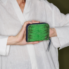 Yuzu Lizard Mini Bob Wallet