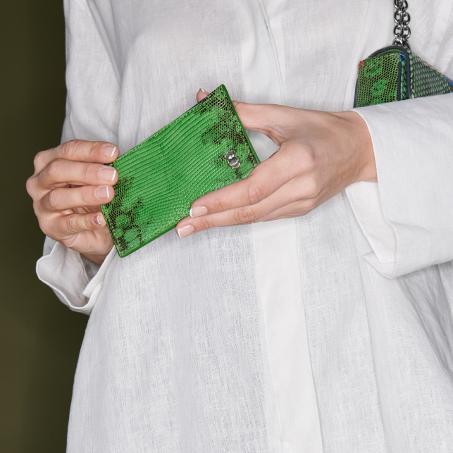 Yuzu Lizard Helena Card Holder