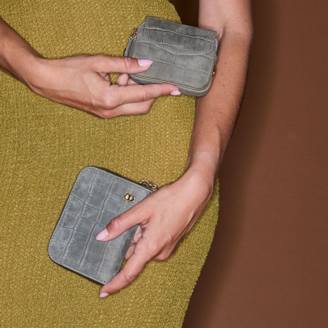 Portefeuille Nubuck Mini Bob Embossé Croco Gris Perle
