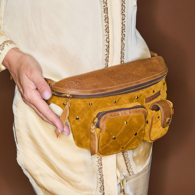 Sac Banane Suede Romeo Ambre Cloutée