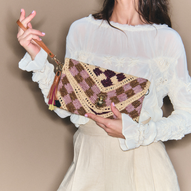 Raffia Alicia Clutch