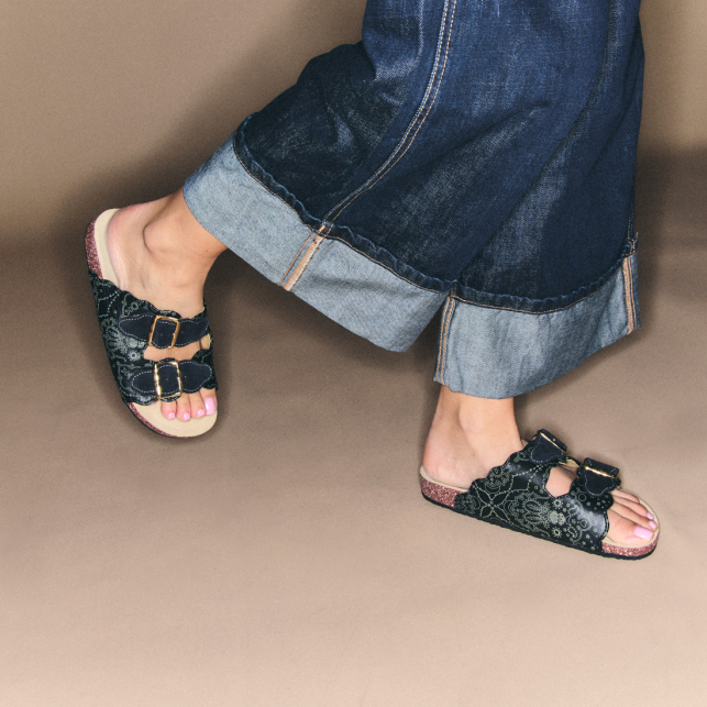 Black Printed Bandana Nappa Leather Odette Sandals