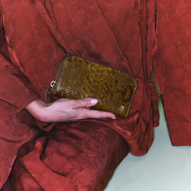 Dark Kaki Python Wallet Bob 