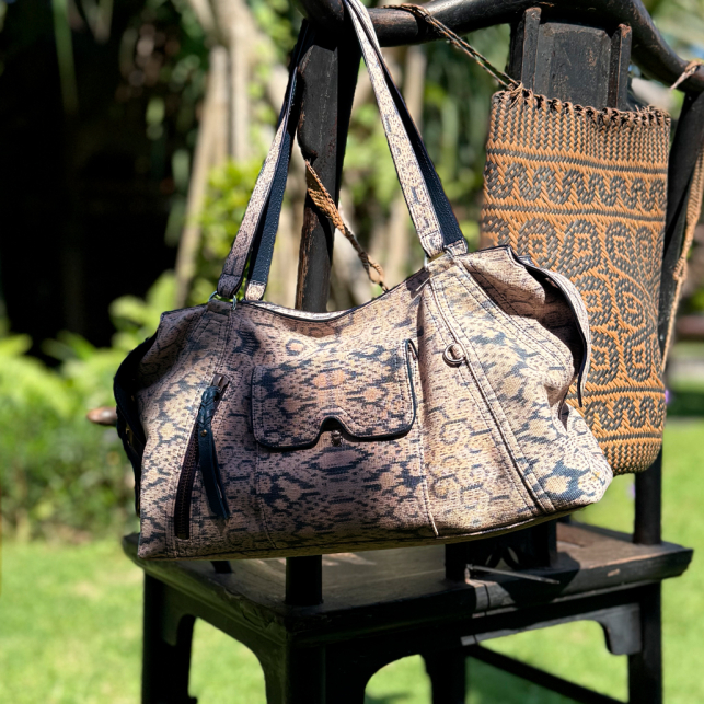 White & Blue Vintage Fabric Heritage Collection Juno Bag