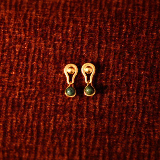 Boucles d'oreilles Dormeuses Scarabée Or